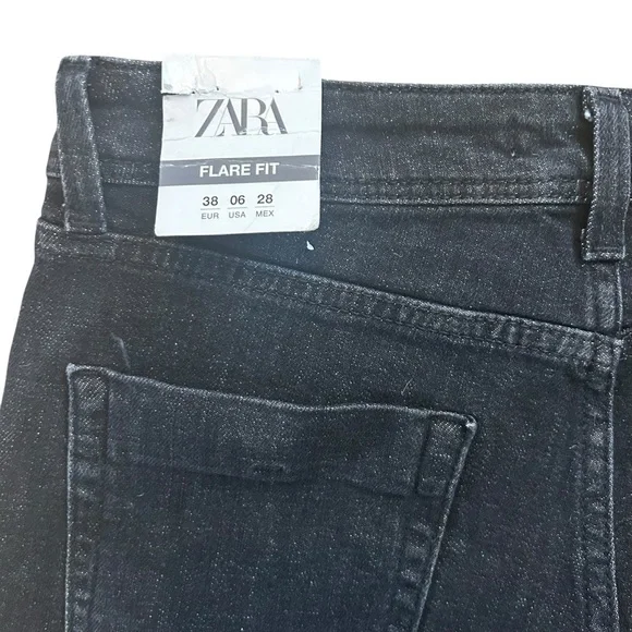 Zara Black Denim Flare Split Hem
High Rise Jeans Size 6 Raw Fringed Split Hem - Picture 6 of 12